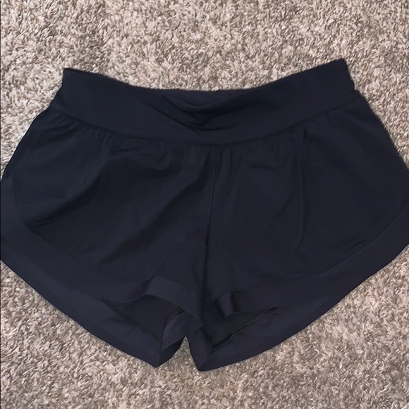 lululemon athletica Pants - Lululemon Calm Tides Run Short